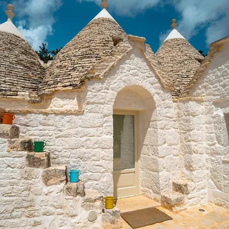 Holiday home Trulli Audendum